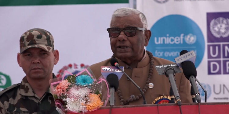 अपाङ्गता भएका व्यक्तिहरुलाई आवश्यक सहायता सामग्री सरकारले उपलब्ध गराउँछः मन्त्री सुडी