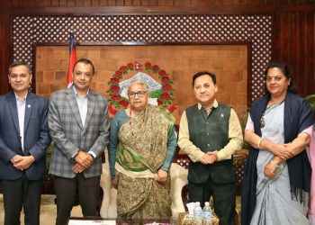 प्रधानमन्त्रीसँग कांग्रेस सभापति थापासहित पदाधिकारीको भेट