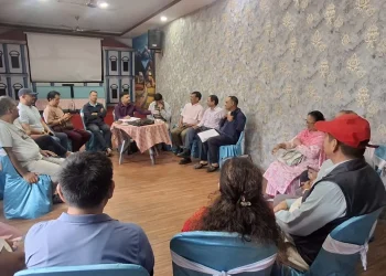भोटेकोशी बाढीपीडितको राहतका लागि पाल्पाली समाज पोखराद्वारा १ लाख ११ हजार सहयोग