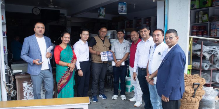 व्यवसायीको घरदैलोमै पुग्दै शोभा गौतम, सबैको सुझाव समेटेर संघलाई सबल बनाउँछौँ