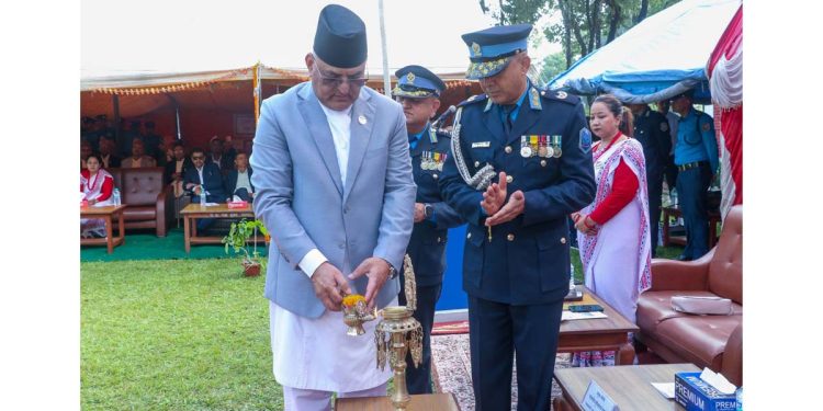 गण्डकीमा ७१औँ प्रहरी दिवस मनाइयो, उत्कृष्ट प्रहरी र योगदानकर्तालाई सम्मान